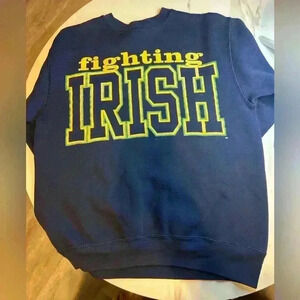 Vintage 90’s fighting Irish crew neck